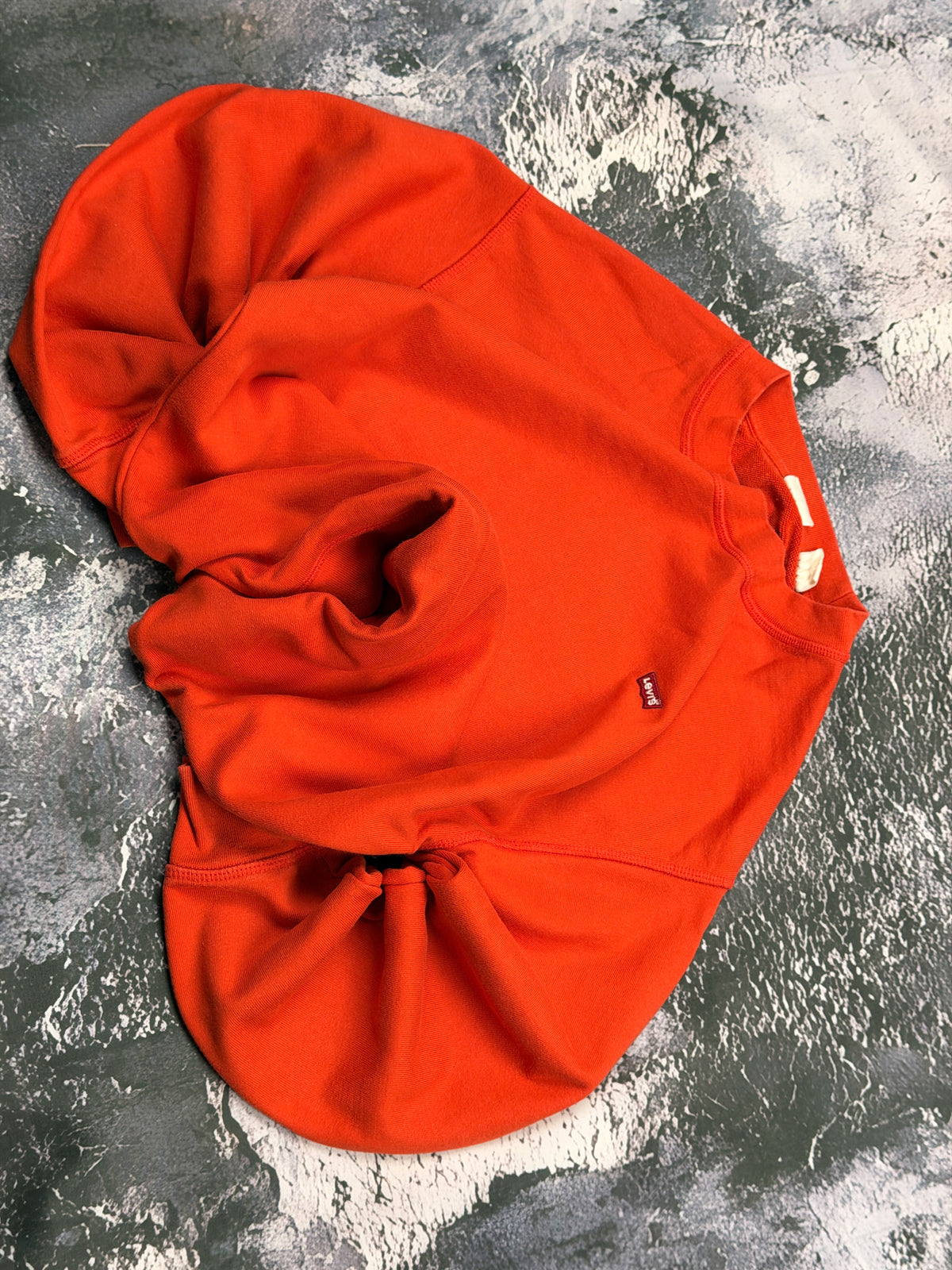 Bluza Tommy Hilfiger pomarańczowa z małym haftem – krój prosty – M — bok